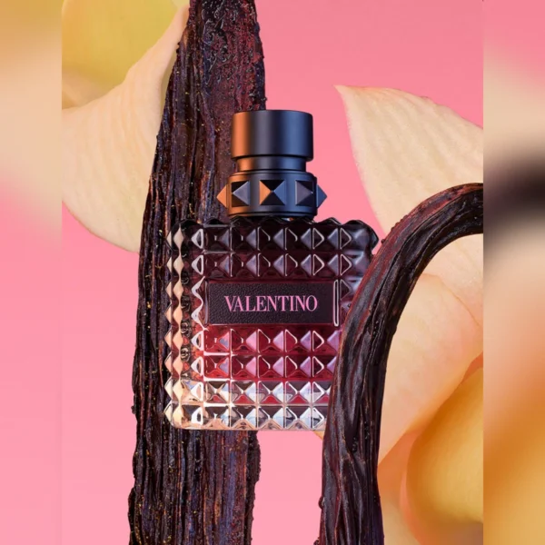 square-image (10) Valentino Born in Roma Intense Donna para mujer 100ml