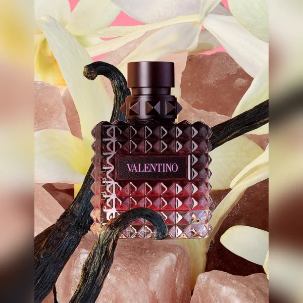 square-image (13) Valentino Born in Roma Intense Donna para mujer 100ml